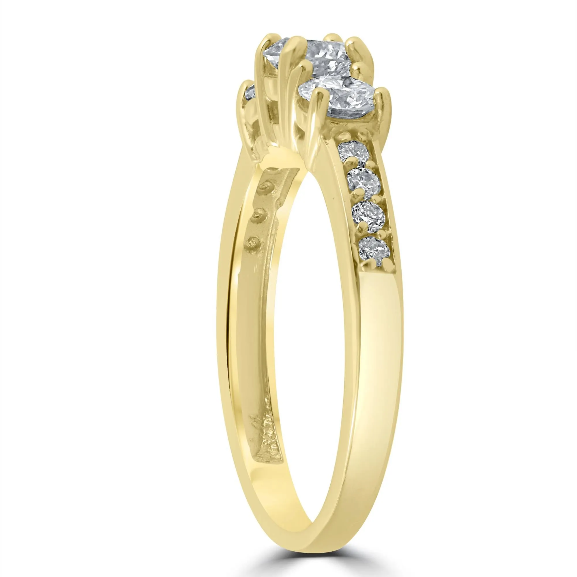 1.5 carat Diamond 3-Stone Engagement Anniversary Ring in 14k Yellow Gold