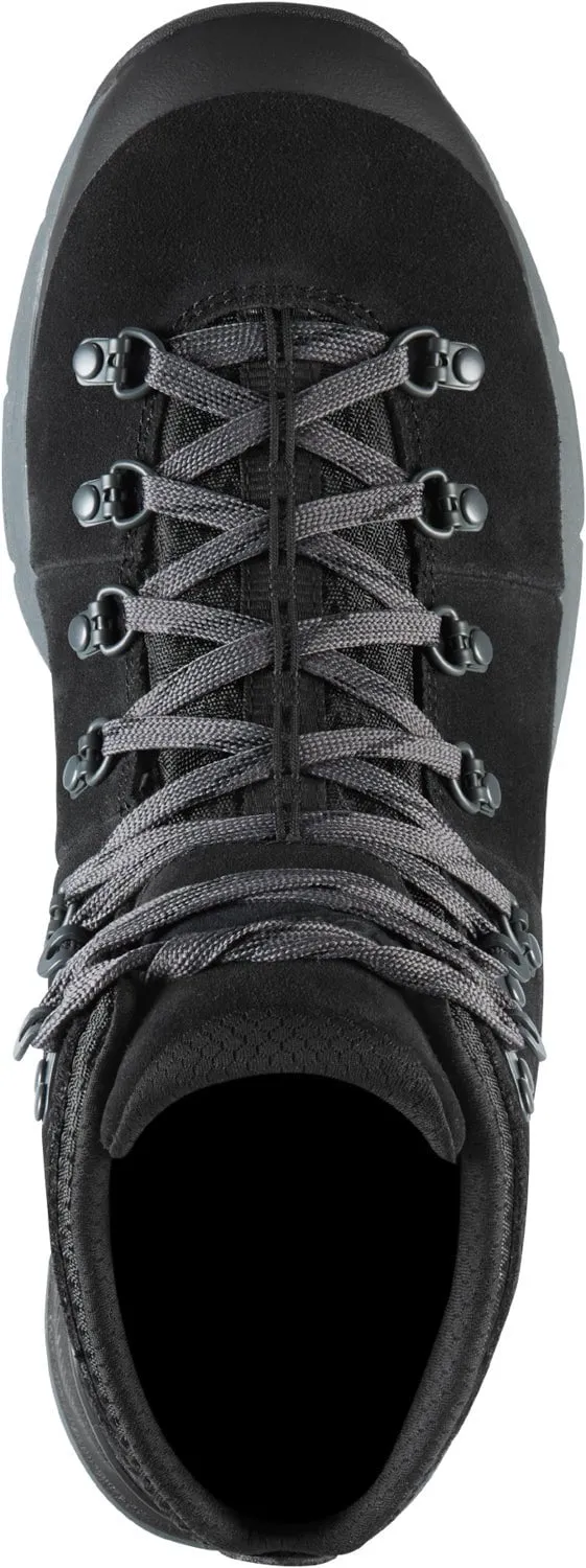 Danner Men's Mountain 600 Jet Black/Dark Shadow Suede Hiking Boots.