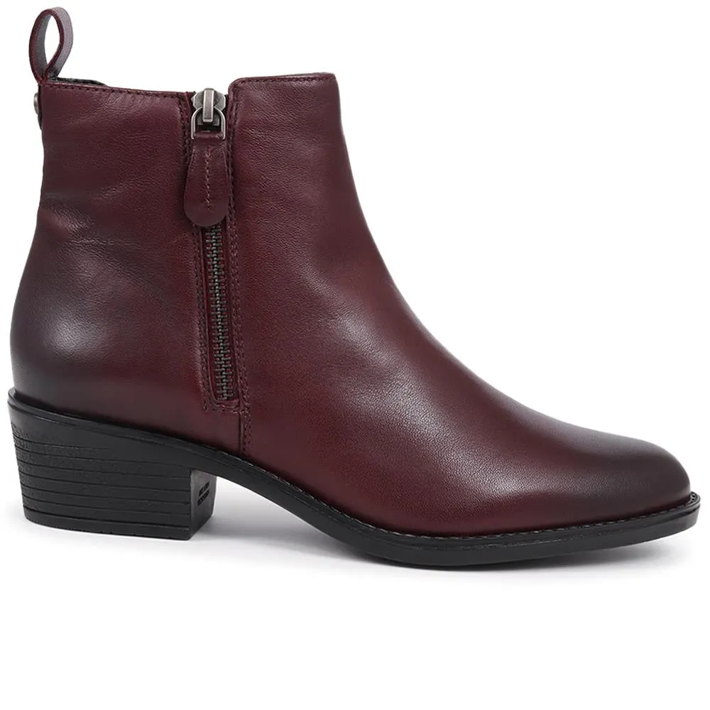 Extra Wide Leather Chelsea Boots - VAN36508 / 323 869 --> Wide Fit Leather Chelsea Boots