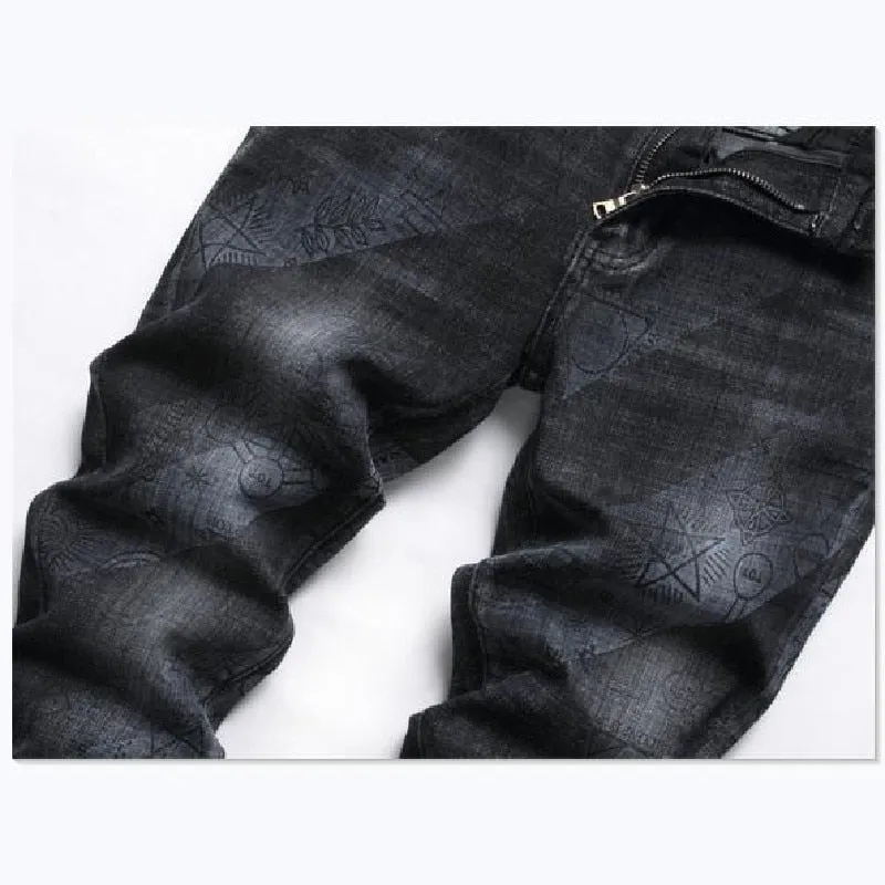 Men's punk jeans trousers with printed design, mid-waist and small ground foot.