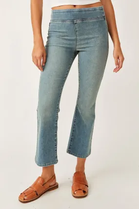 My result for the SEO-friendly version of In My Feelings Cropped Jeans is: Cropped Jeans inspired by In My Feelings song