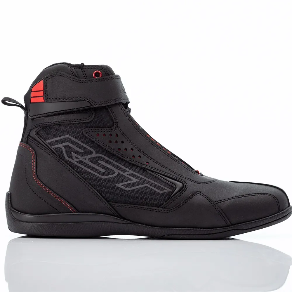 Rugged RST Frontier Boots