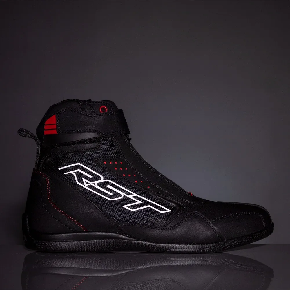 Rugged RST Frontier Boots