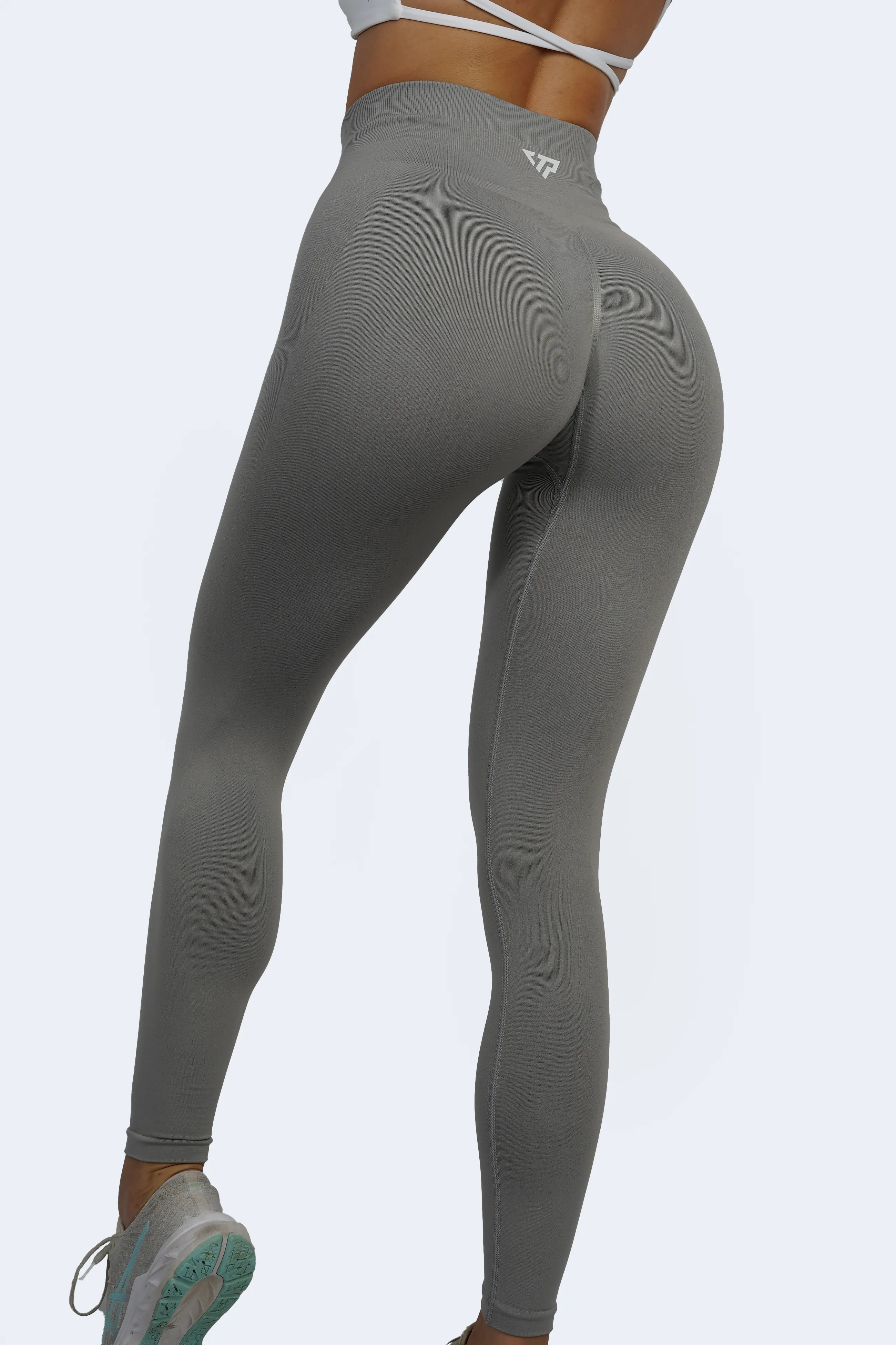 Ultra Seamless Grey Scrunch Leggings