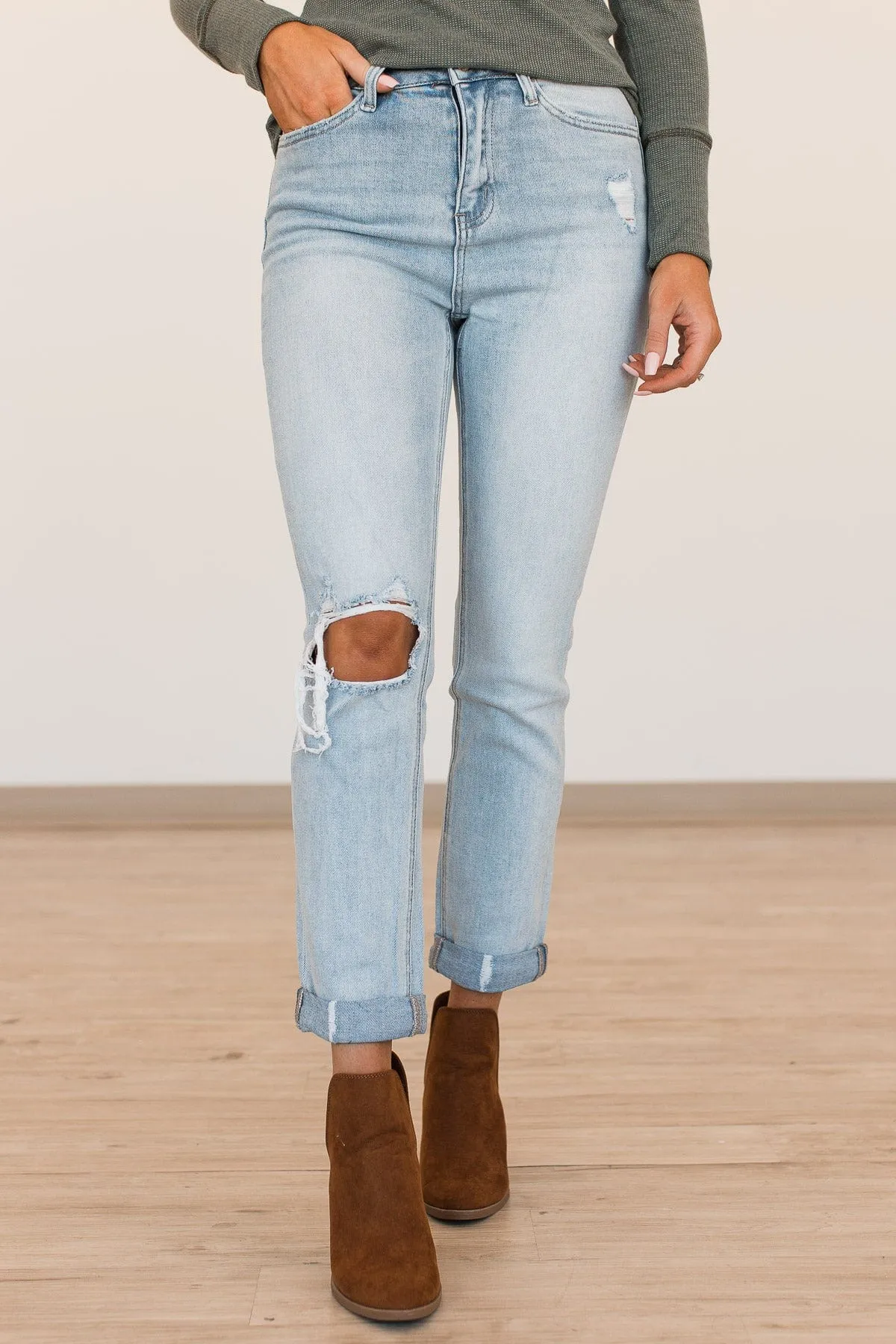 Vervet Slim Straight Jeans - Angela Wash.